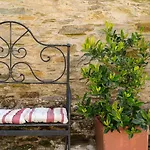 Quinta Do Cavaco - In A Farm مزرعة للإقامة *
