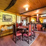 Quinta Do Cavaco - In A Farm مزرعة للإقامة