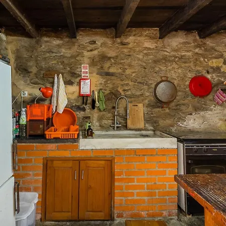Quinta Do Cavaco - In A Farm مزرعة للإقامة