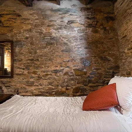 Quinta Do Cavaco - In A Farm Lazaro