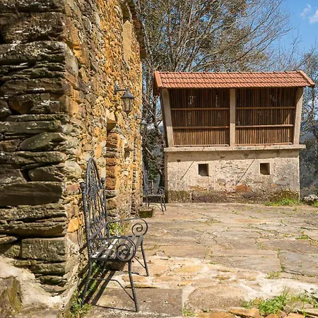 Quinta Do Cavaco - In A Farm