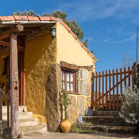مزرعة للإقامة Quinta Do Cavaco - In A Farm