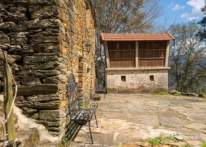 Quinta Do Cavaco - In A Farm