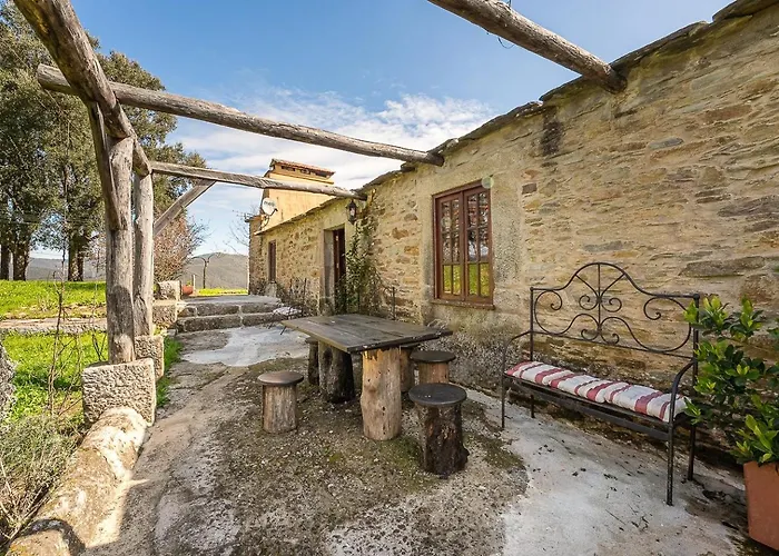 Quinta Do Cavaco - In A Farm *